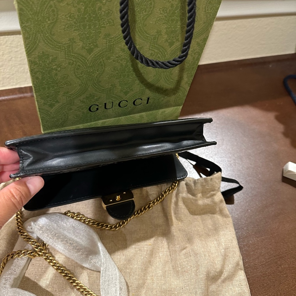 Gucci purse - Picture 5 of 10